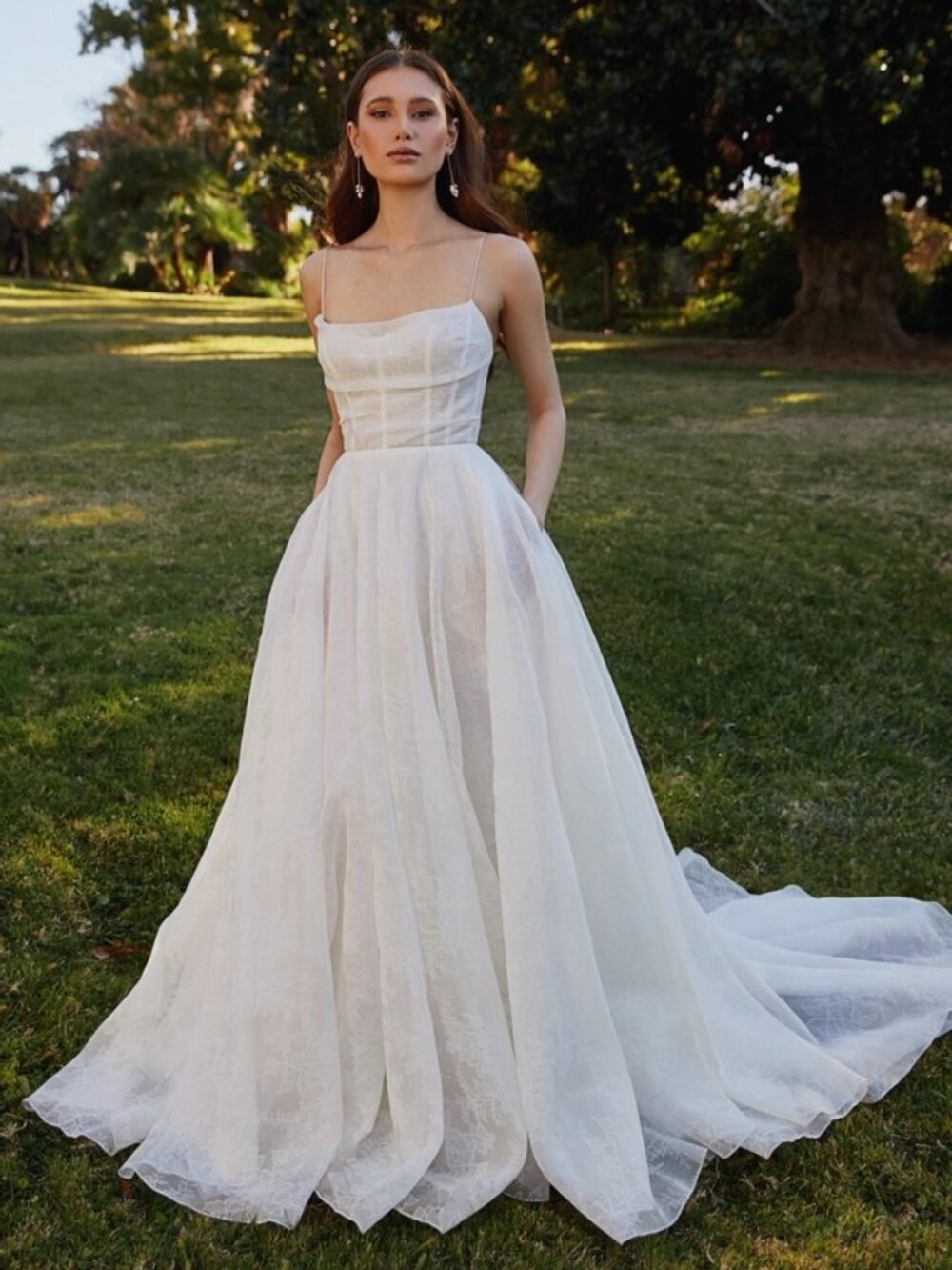 Jenny Yoo Aveline Wedding Dress, Bridal Size 4, Street Size 2, LIKE NEW!